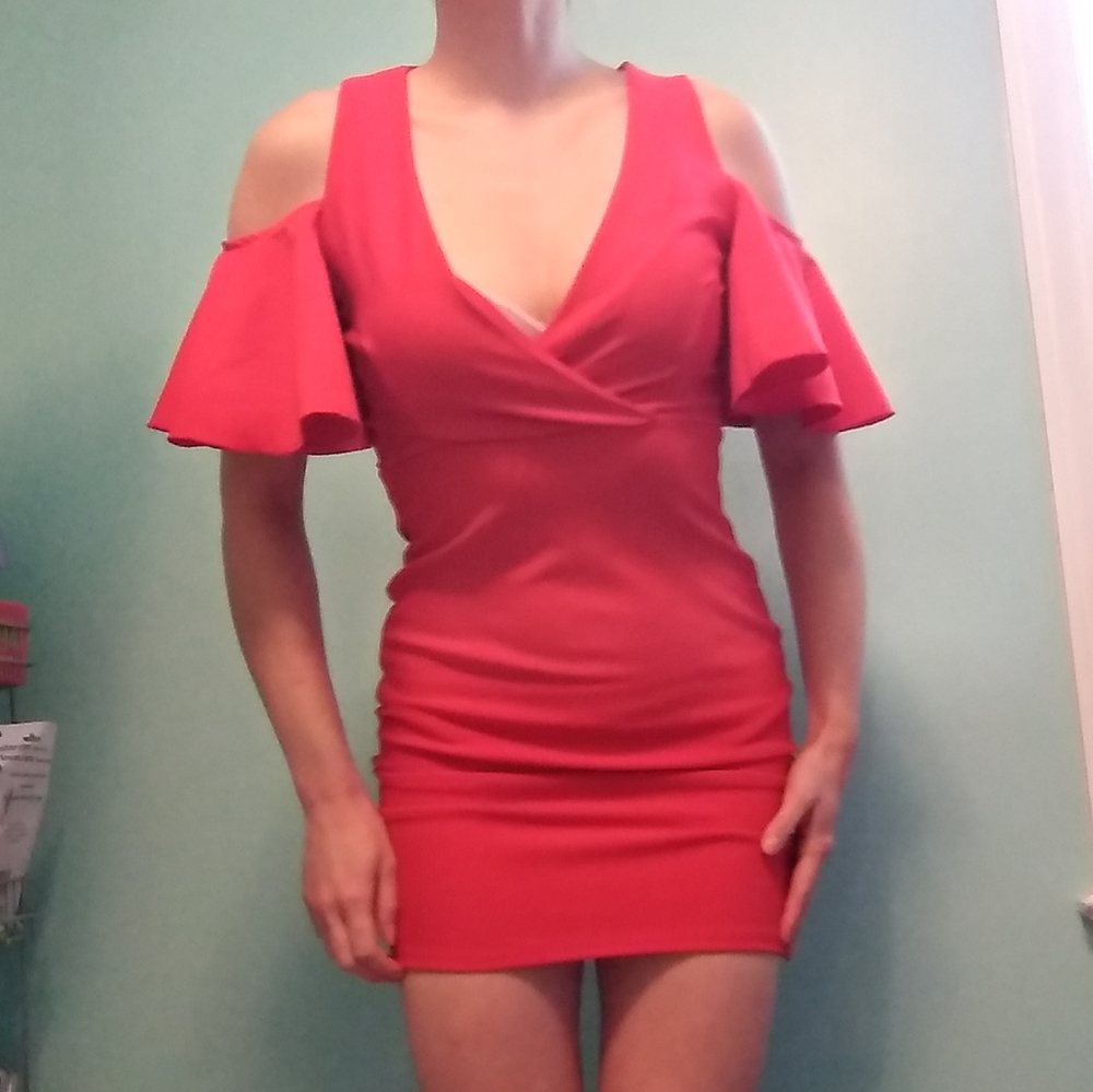 Cold shoulder red ruffle dress Misguided
